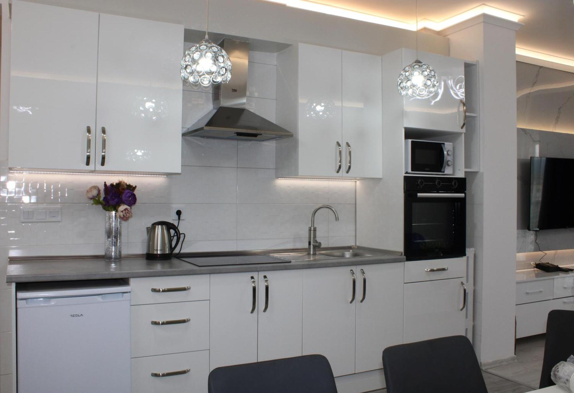 Kings Apartment